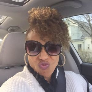 Meet your Posher, Tyneshia